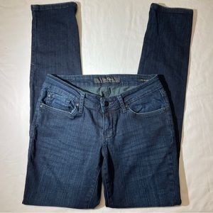 Jessica Simpson ladies jeans size 26 regular